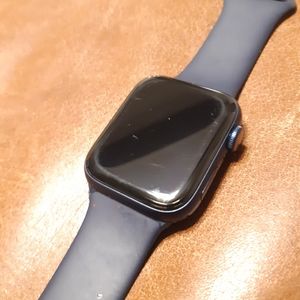 iPhone Apple Watch series 6 navy blue